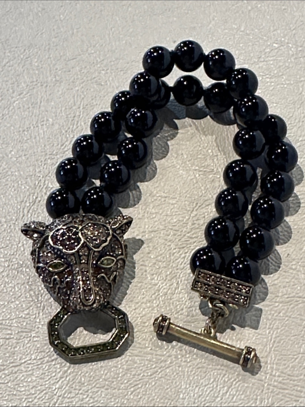 Heidi Daus Black Beaded Bracelet with Jeweled Panther Head Toggle 8.5”